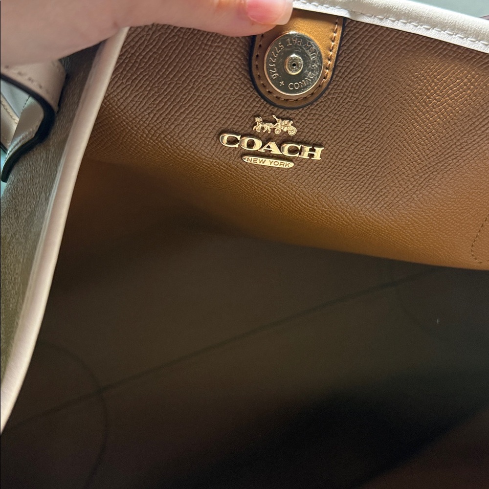 Coach City Tote - Picture 8 of 12